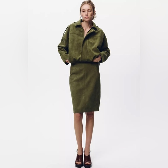 🦋 ZARA VIRAL 🦋  BLOGGERS FAVORITE 🦋 NWT ZARA FAUX SUEDE SKIRT - Picture 1 of 10